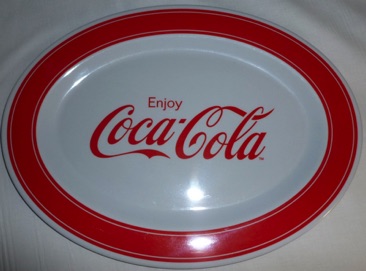 7427-7 € 5,00 coca cola ovale plastic schaal - bord